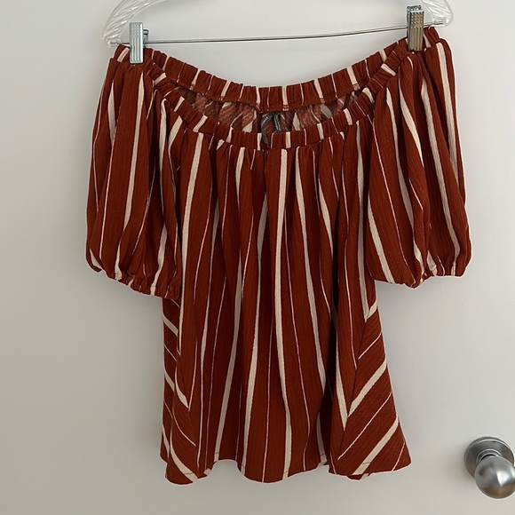 Anthropologie Tops - Anthropologie off the shoulder burnt orange top. Size small